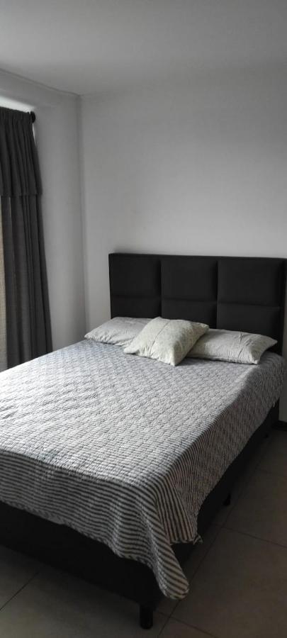 Apartamento Entero Centrico Y Confortable Apartment Santa Cruz de La Sierra Ngoại thất bức ảnh
